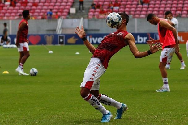 Partida entre Sport e Vitria, na Arena de Pernambuco, pela Copa do Nordeste