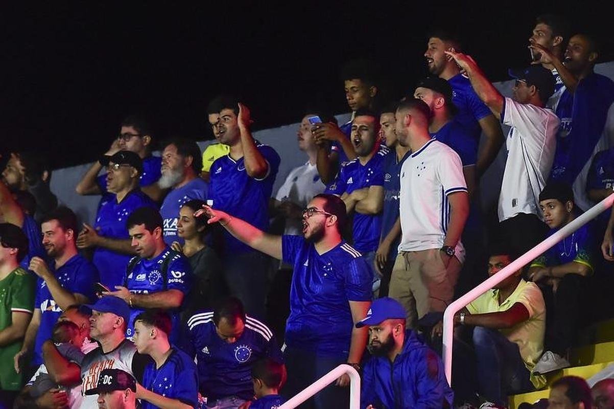 Bragantino x Cruzeiro: fotos do amistoso no estdio Nabi Abi Chedid, em Bragana Paulista, no interior de So Paulo