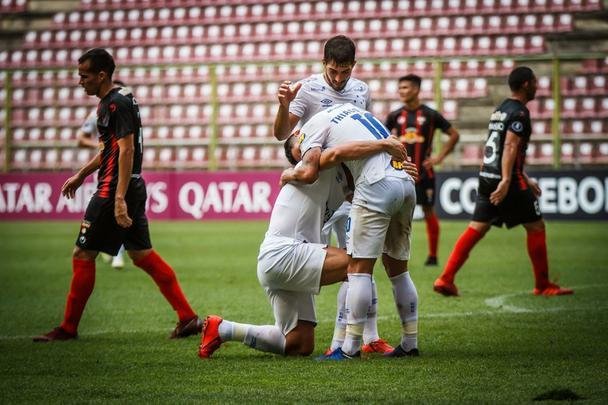 Fotos de Deportivo Lara x Cruzeiro, em Cabudare, na Venezuela, pela quinta rodada do Grupo B da Copa Libertadores