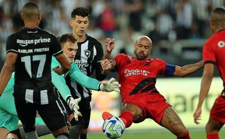 (Foto: Athletico-PR)