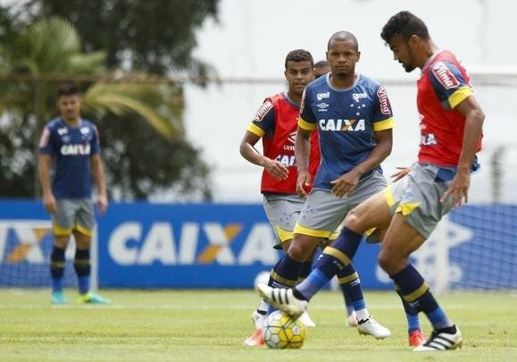 Mano comandou atividade tcnica nesta quarta, antes de Cruzeiro x Ponte, jogo de sbado, pela Srie A