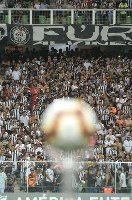 Torcedores do Atltico lotaram Independncia em partida contra o Defensor, pela Copa Libertadores