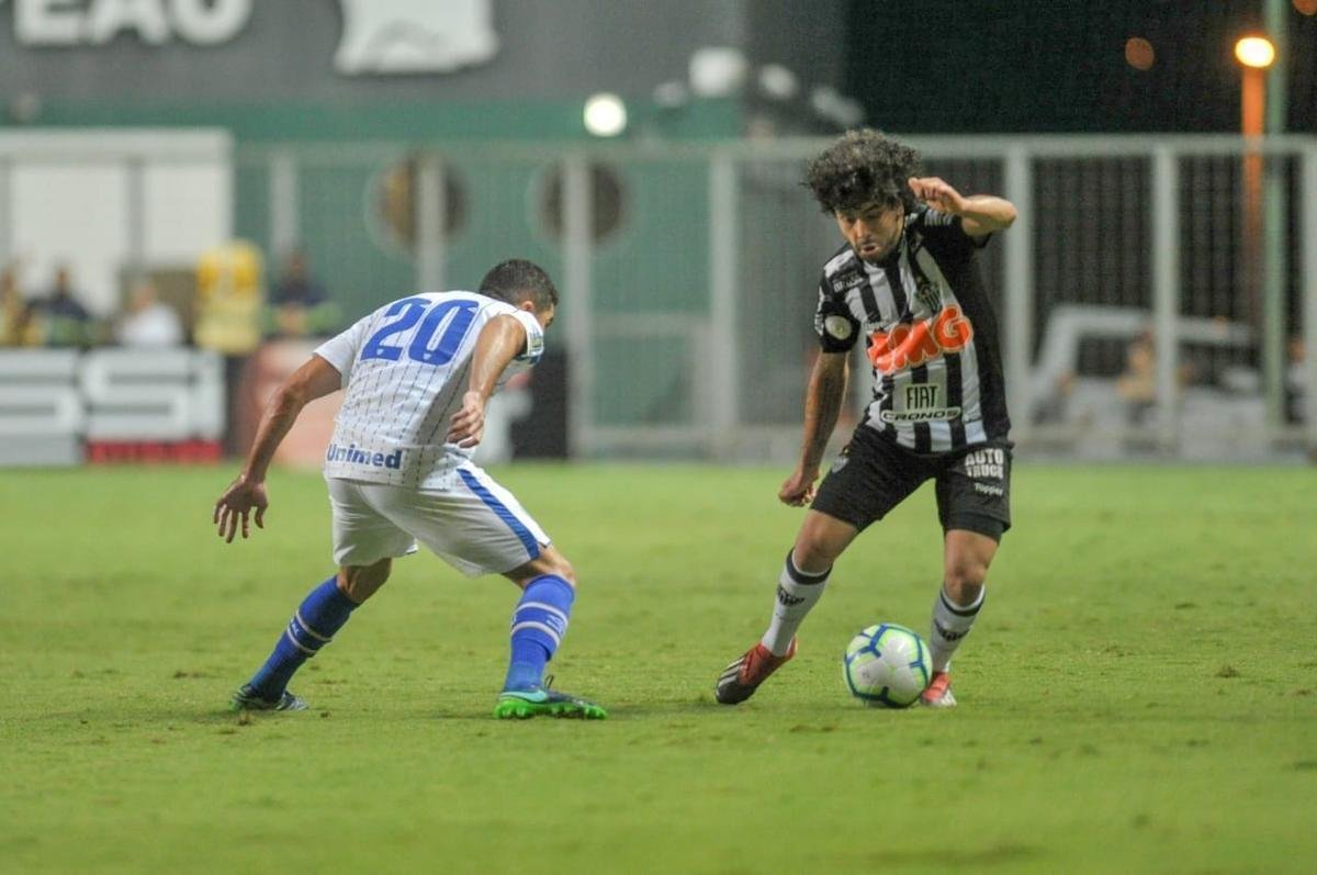Confira as melhores imagens do duelo na estreia do Campeonato Brasileiro