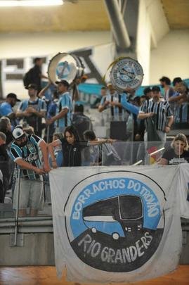 Chegada das torcidas de Cruzeiro e Grmio ao Mineiro para a semifinal da Copa do Brasil
