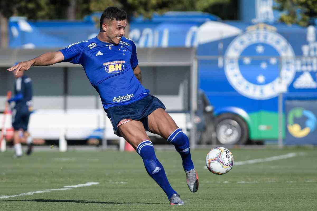 William Pottker, 26 anos, atacante. Contratado pelo Cruzeiro em novembro.