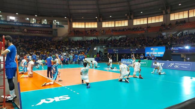 Cruzeiro venceu o Minas por 3 sets a 0 e faturou o sétimo título da Superliga Masculina