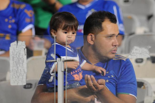 Torcida do Cruzeiro deu show mais uma vez e lotou o Mineiro na partida contra o CRB pela 11 rodada da Srie B
