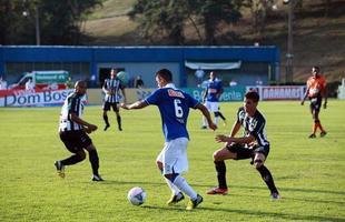 Cruzeiro jogou com time misto e derrotou o Tupi por 2 a 0, com gols de Dagoberto e Borges