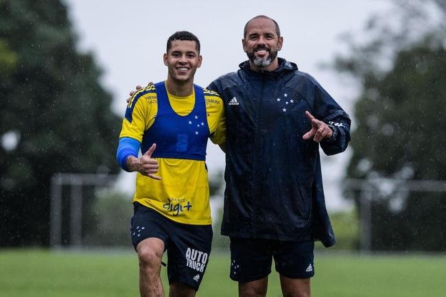 Fotos do treino do Cruzeiro nesta quinta-feira (11/11)