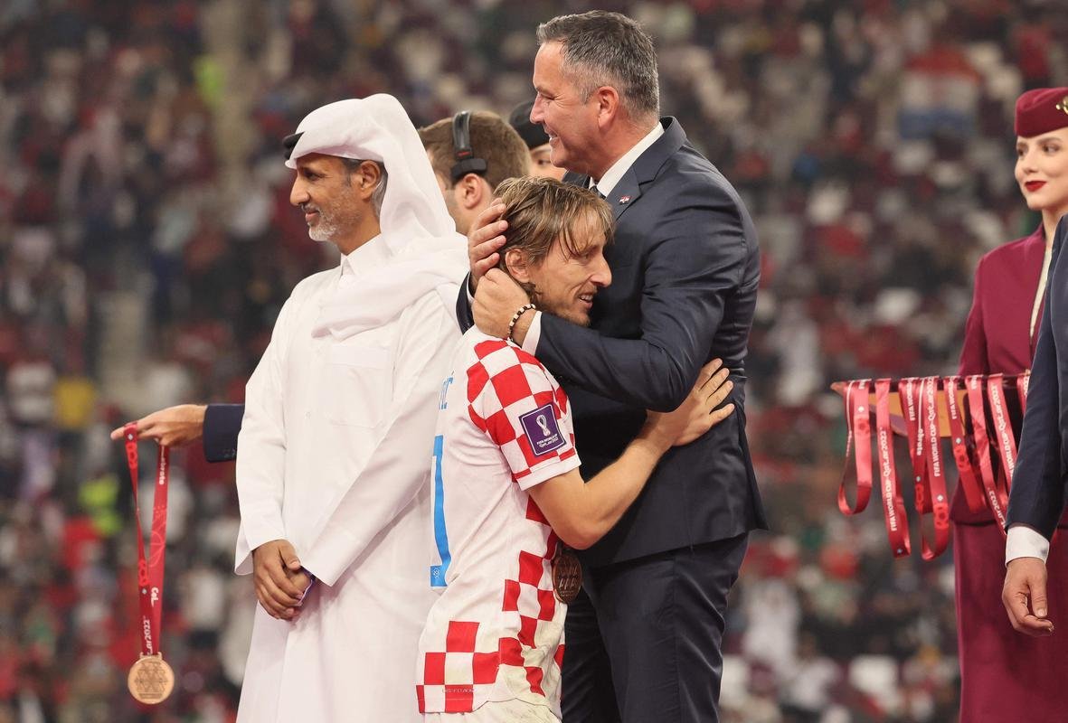 Festa e premiao da Crocia por terceiro lugar na Copa do Mundo de 2022, no Catar. Croatas venceram o Marrocos por 2 a 1, neste sbado (17) e conseguiram mais um feito histrico em Mundiais.