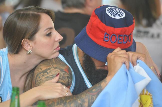 No restaurante Pizza Sur, em Belo Horizonte, comunidade argentina acompanhou a final da Copa do Mundo diante da Frana