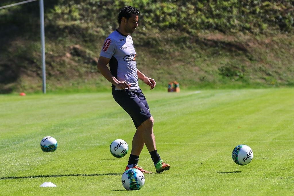 Fotos do treino do Galo antes de jogo pela Primeira Liga