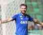 'Satisfeito', Sobis espera reforos no Cruzeiro, elogia Mano e d 'receita' para evitar leses