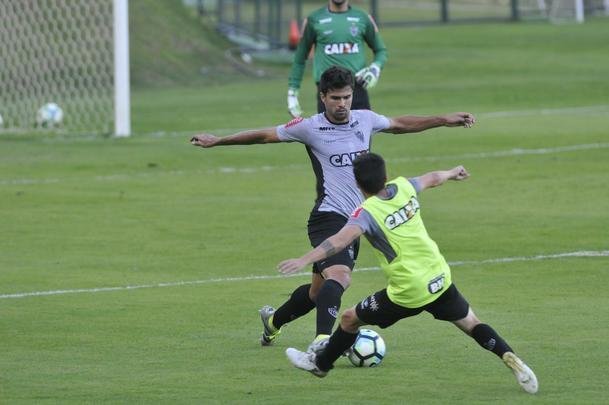 Com Fred em campo, jogadores do Atltico se reapresentaram na tarde desta segunda-feira
