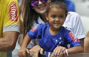 Torcedores do Cruzeiro compareceram em grande nmero ao Mineiro na semifinal contra o Tupi