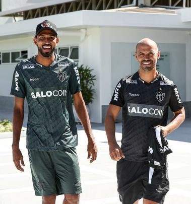 Imagens da apresentação de Maicon Bolt no Atlético