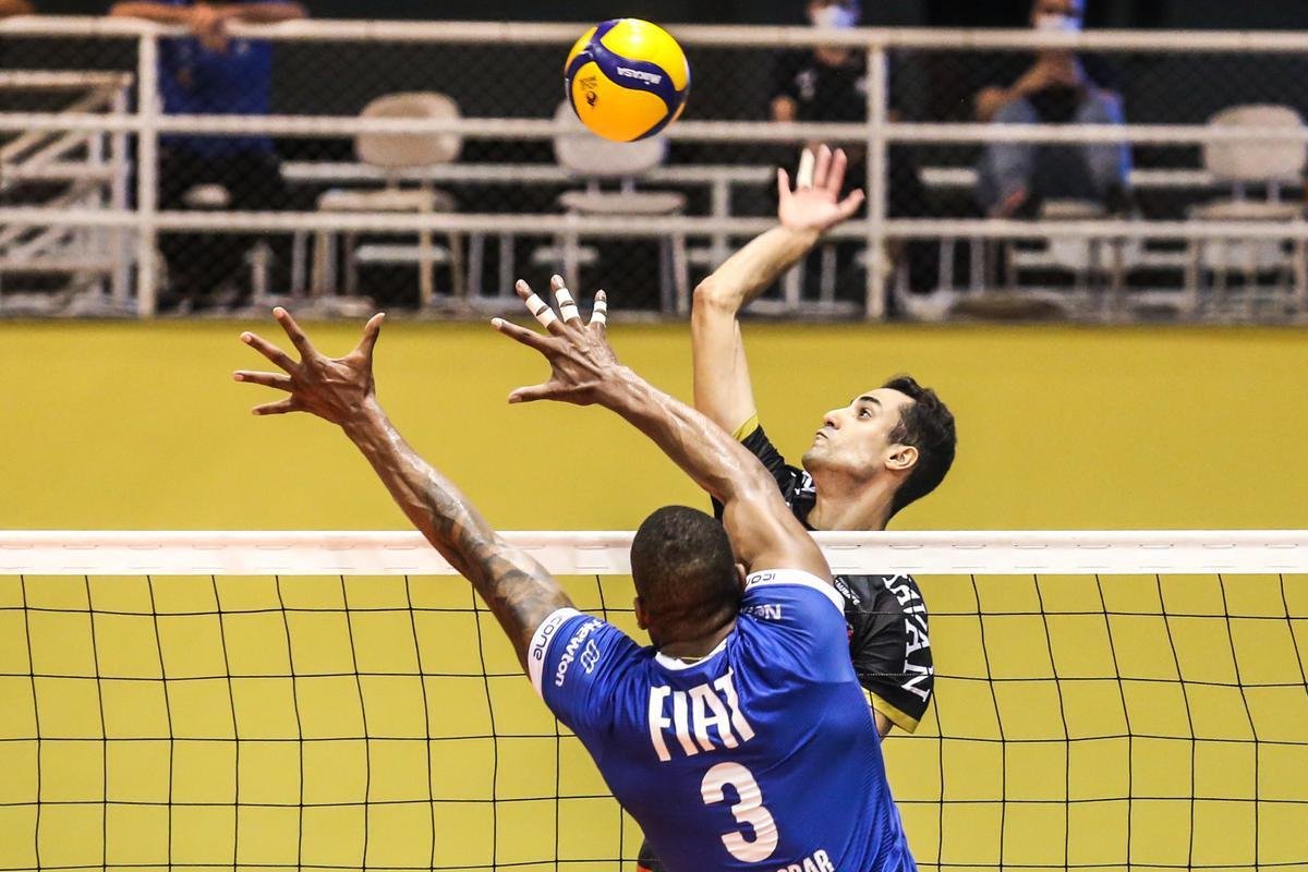 Minas no resistiu ao poderoso Taubat, perdeu por 3 sets a 0 e terminou a Superliga como vice-campeo