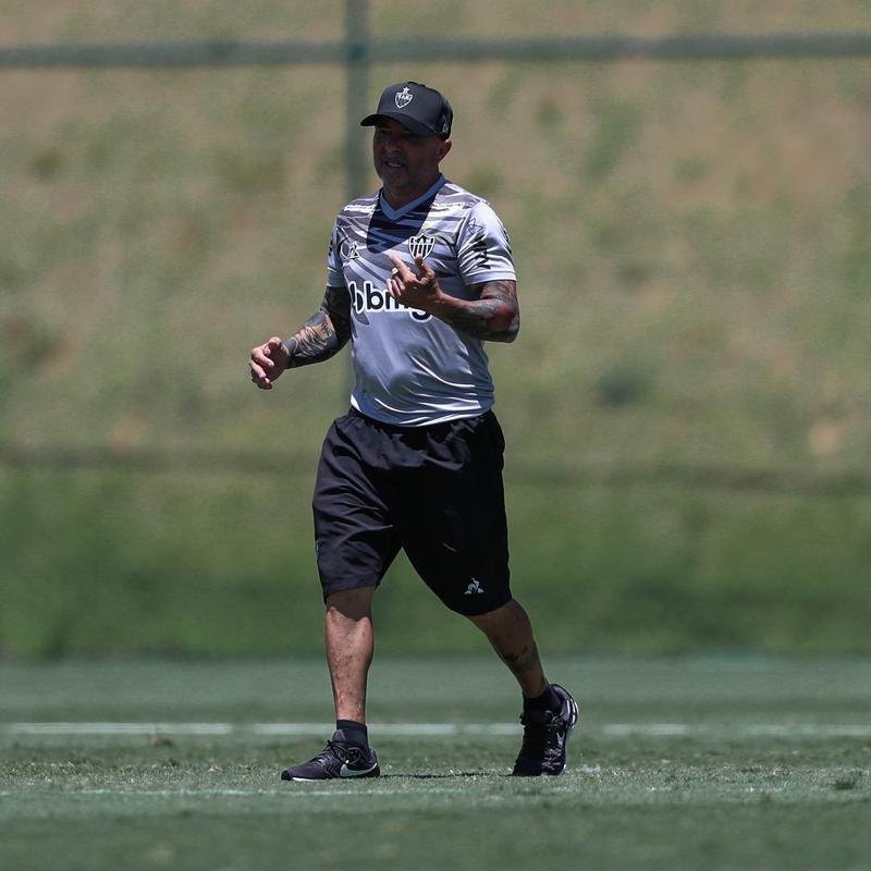 Atltico inicia preparao para enfrentar o Vasco; veja fotos