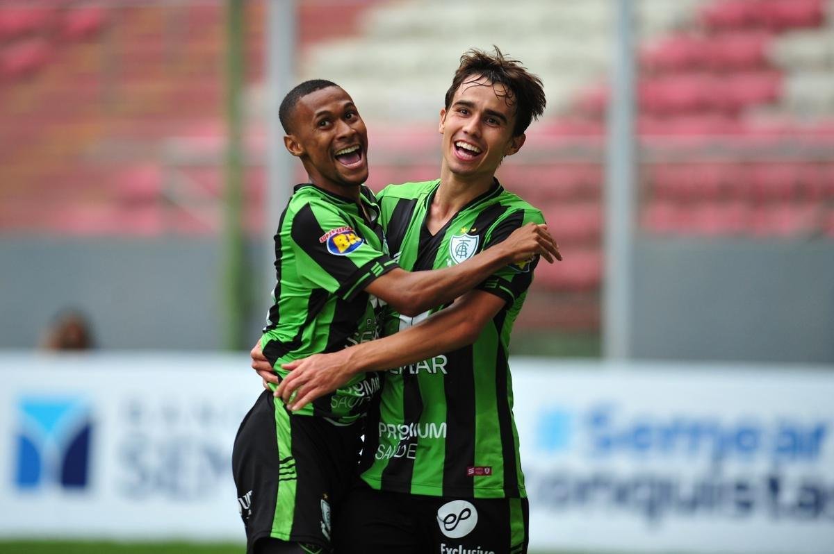 Amrica derrotou Uberlndia no Independncia por 3 a 0, com gols de Al (2) e Ademir