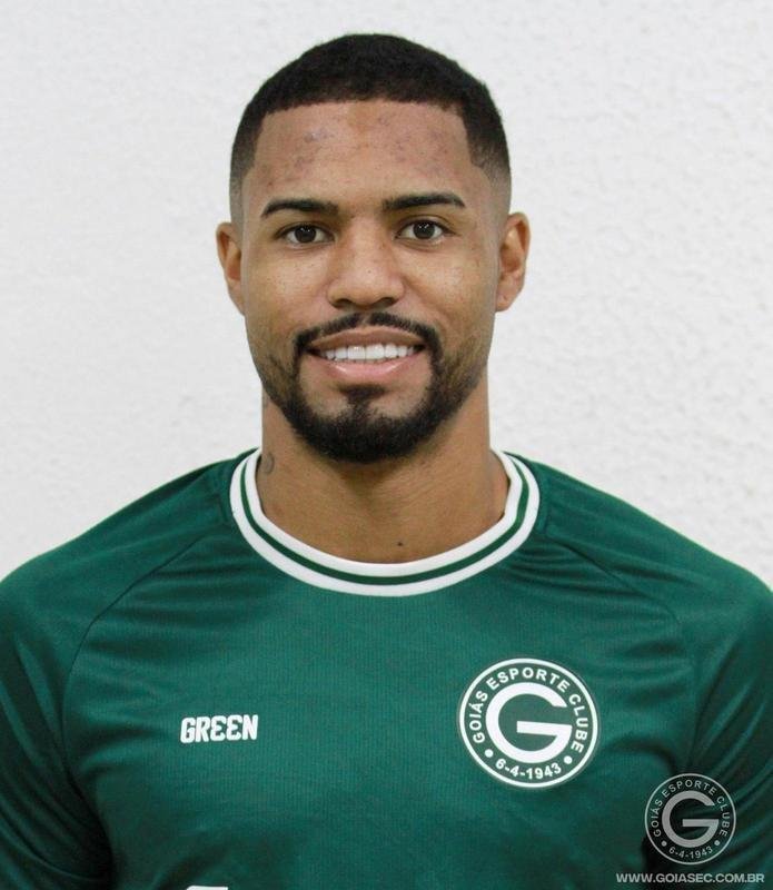 Gois anunciou o atacante Gabriel Novaes