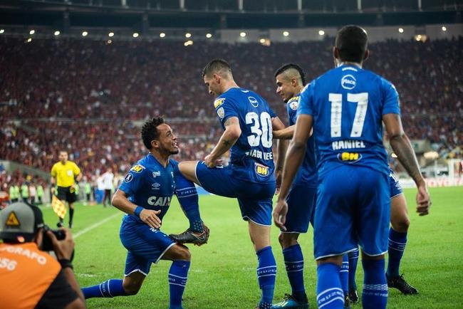 Fotos da vit�ria do Cruzeiro sobre o Flamengo por 2 a 0, nesta quarta-feira, no Maracan�. Gols de Arrascaeta e Thiago Neves garantiram ao time celeste vantagem nas oitavas de final da Copa Libertadores