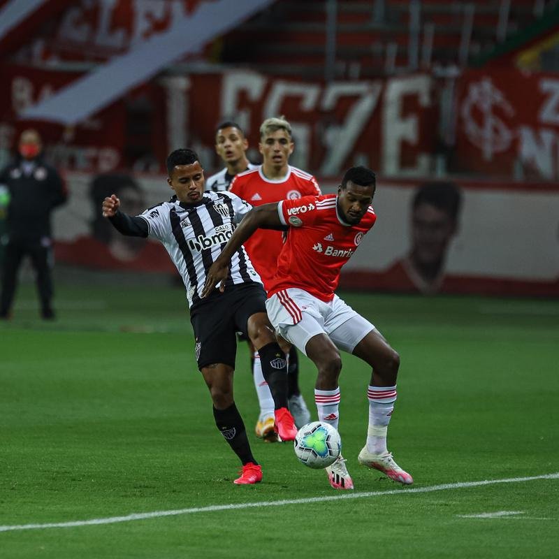 Fotos do duelo entre Internacional e Atltico, neste sbado, no Beira-Rio, em Porto Alegre, pela quinta rodada do Brasileiro