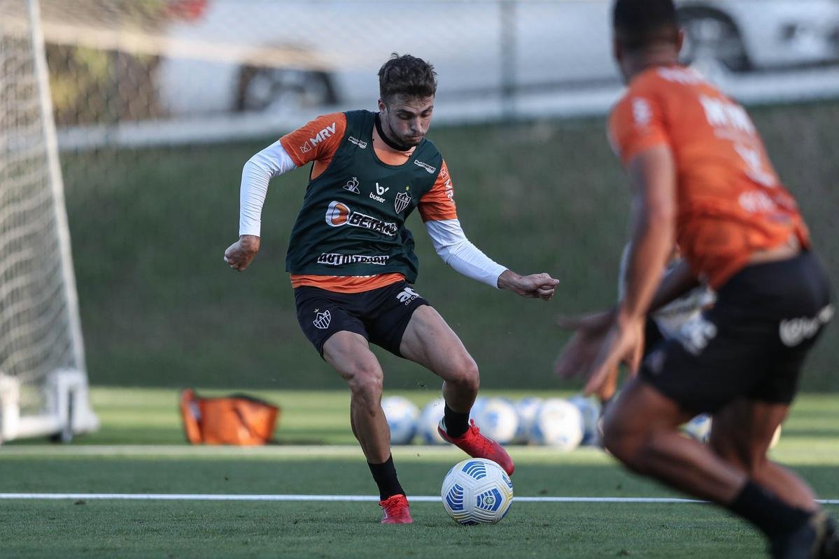 Fotos do primeiro treino de Diego Costa pelo Atltico