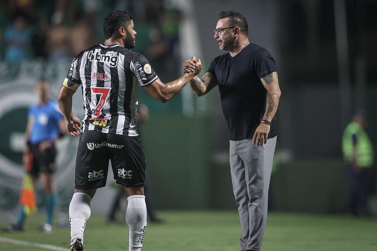 Fotos do jogo entre Gois e Atltico no Estdio da Serrinha, em Goinia, pela quarta rodada do Campeonato Brasileiro