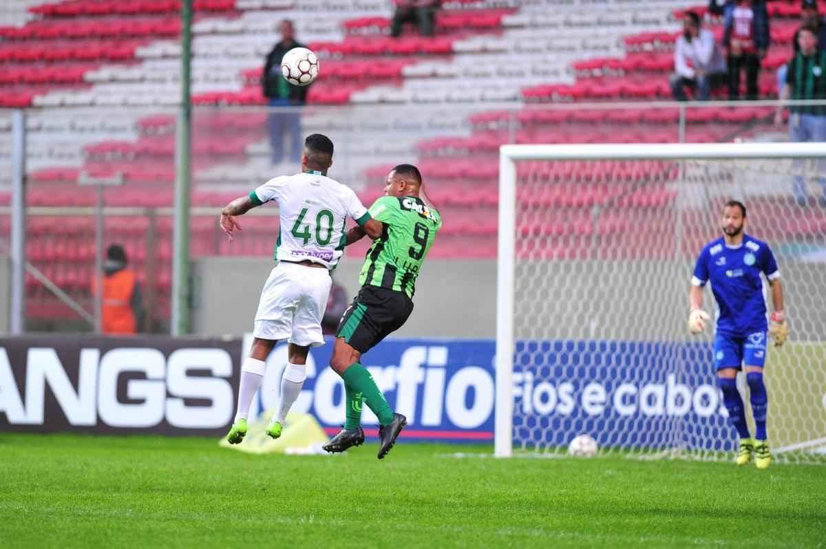 Amrica e Guarani se enfrentaram, no Horto, pela 14 rodada da Srie B do Campeonato Brasileiro