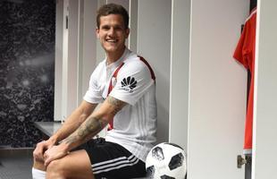 Bruno Zuculini - meia se transferiu do Hellas Verona para o River Plate