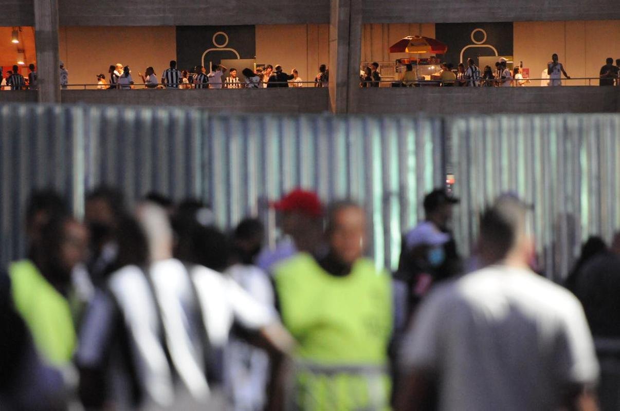 Fotos da torcida do Atltico na chegada ao Mineiro para a partida diante do Juventude pela 34 rodada do Brasileiro