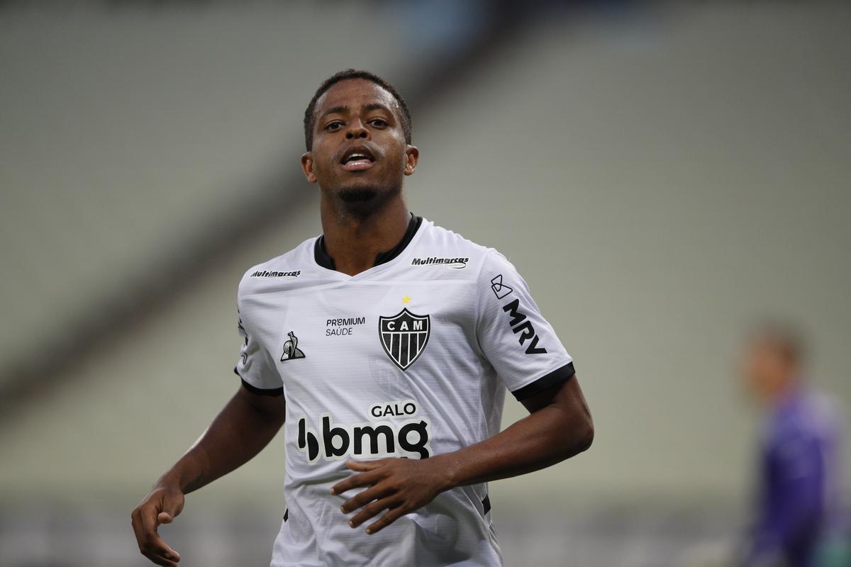 Fotos do jogo entre Ceará e Atlético, que terminou empatado por 2 a 2