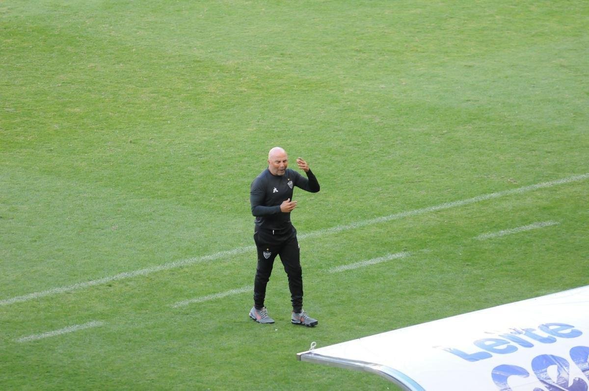 Fotos do clssico entre Atltico e Amrica neste domingo, no Mineiro, pela semifinal do Campeonato Mineiro