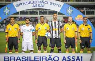 Fotos do duelo entre Santos e Atltico, na Vila Belmiro, pela oitava rodada do Brasileiro