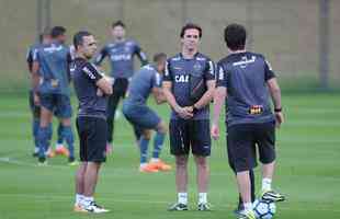 Equipe voltou aos treinos nesta segunda-feira aps folga por causa da pausa do Campeonato Brasileiro