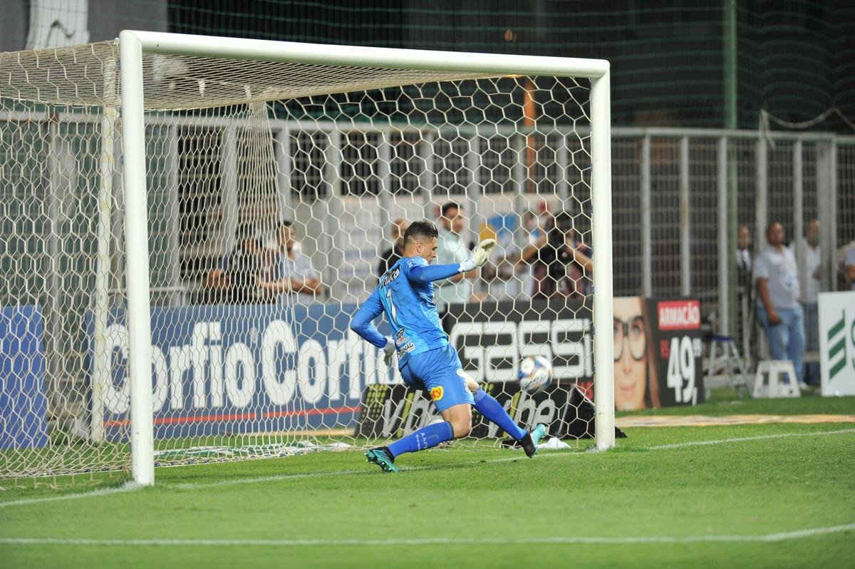 Amrica e Ponte Preta se enfrentaram pela 32 rodada da Srie B do Campeonato Brasileiro