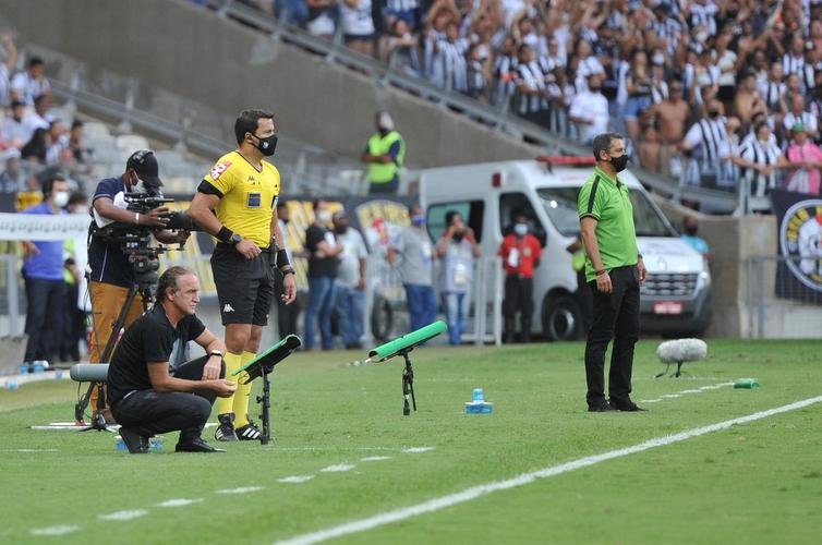 Fotos do clssico entre Atltico e Amrica no Mineiro, neste domingo (07/11), pela 30 rodada do Campeonato Brasileiro
