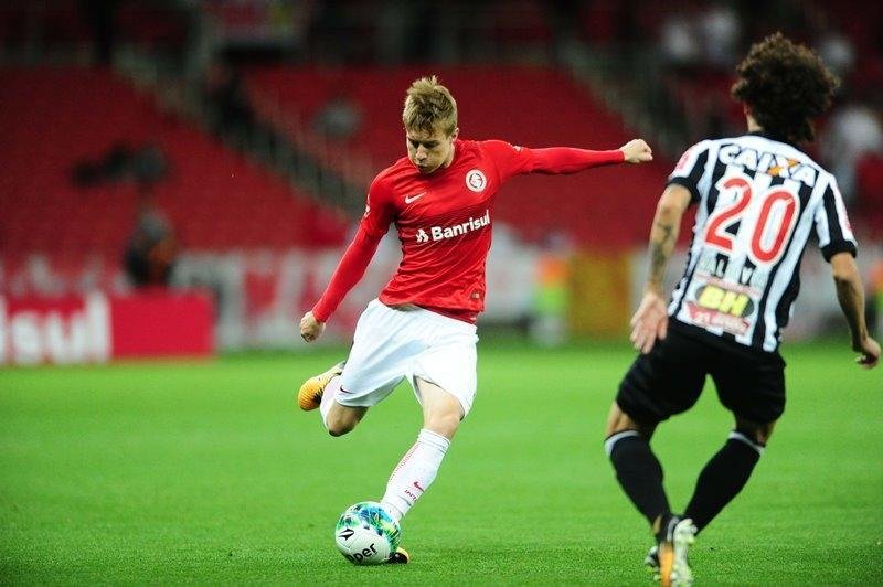 Imagens do duelo entre Atltico e Internacional, no Beira-Rio, pelas quartas de final da Primeira Liga