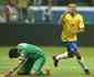 Paulinho e Gabriel Jesus marcam, Brasil vence e tira o Chile da Copa do Mundo