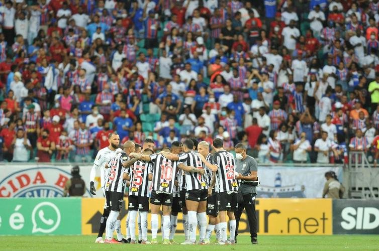 Fotos do jogo entre Bahia e Atltico, na Fonte Nova, em Salvador, pela 32 rodada do Campeonato Brasileiro