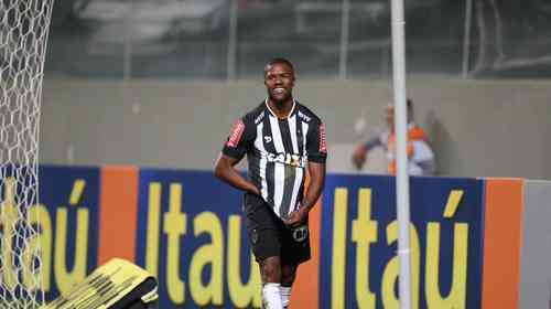 Lendas do Atlético-MG tem tabela de Ronaldinho e Reinaldo, gol de Pierre e  Guilherme artilheiro, atlético-mg