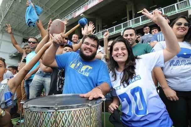 Imagens do jogo entre Minas Locomotiva e Get Eagles no Independncia