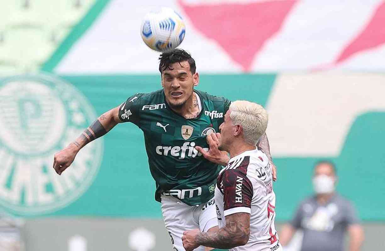 Zagueiro pela direita - Gustavo Gmez - Palmeiras (53%)