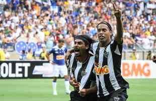 Arajo - Titular na estreia pelo Atltico, Arajo marcou o gol da equipe na derrota por 2 a 1 para o Cruzeiro, pelo Campeonato Mineiro de 2013. O jogo marcou a reinaugurao do Mineiro.