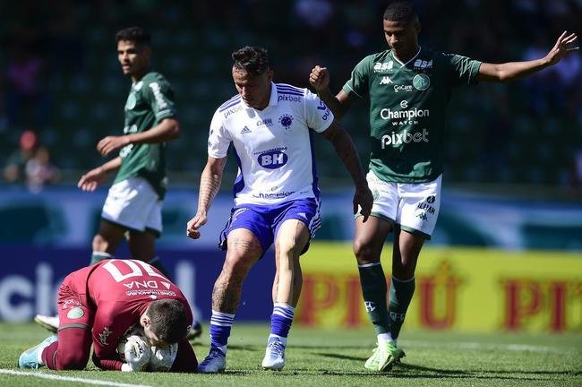 Fotos da derrota do Cruzeiro para o Guarani, por 1 a 0, no Brinco de Ouro, em Campinas, pela 17 rodada da Srie B