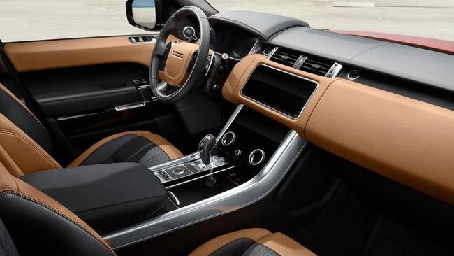 Range Rover Sport SVR sorteada em rifa no Hamad International Airport, de Doha