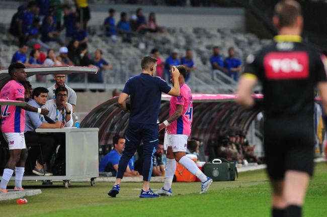 Fotos do jogo entre Cruzeiro e Guarani