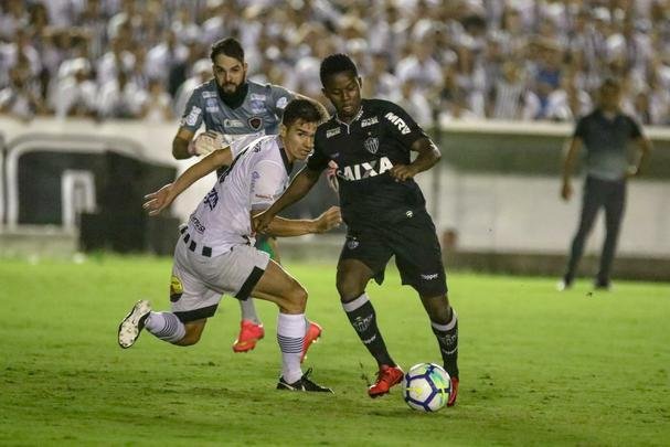Botafogo-PB e Atlético se enfrentaram na noite desta quarta-feira, pela Copa do Brasil