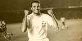 Revelado pelo Renascena, Procpio teve trs passagens pelo Cruzeiro: de 1959 a 1961, de 1966 a 1968 e de 1973 a 1974. Na foto de 17 de setembro 1968, ele durante um clssico contra o Atltico.