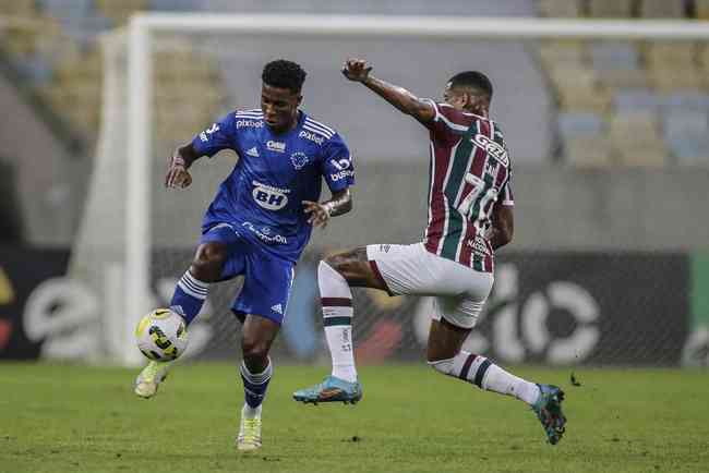 Pictures of the first stream of the best 16 stage of the Copa do Brasil, between Fluminense and Cruzeiro, in the Maracan